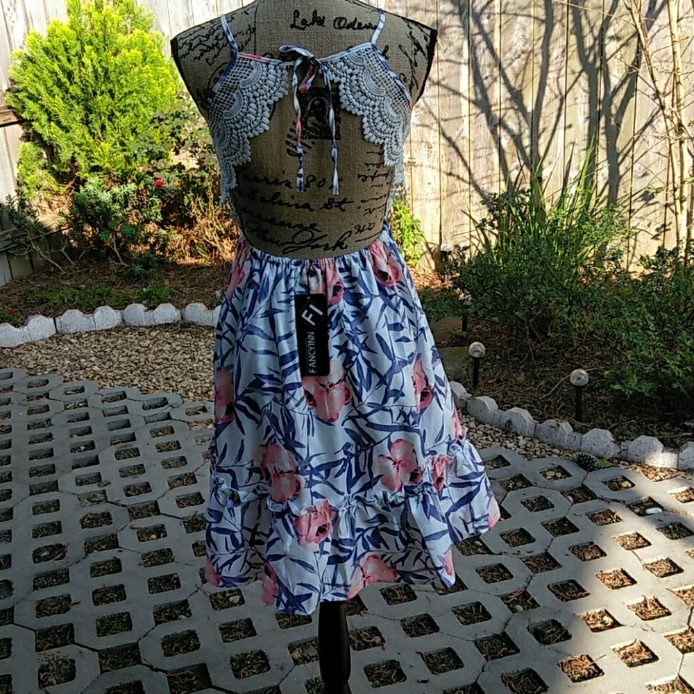 Fancyinn 👗 - Picture 3 of 7